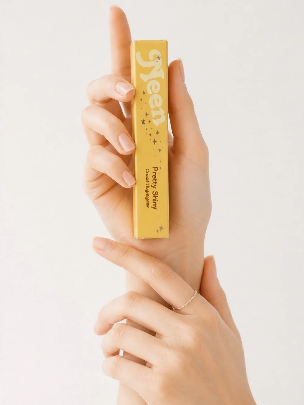 Neen Pretty Shiny Cream Highlighter Metta Gold Dewy High Shine Tube Brand New